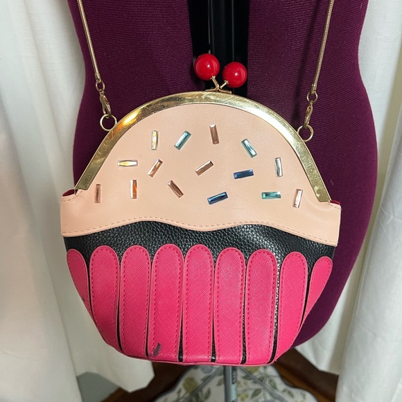 Pink and Black Crossbody Bag with Cupcake Design - Picture 1 of 5